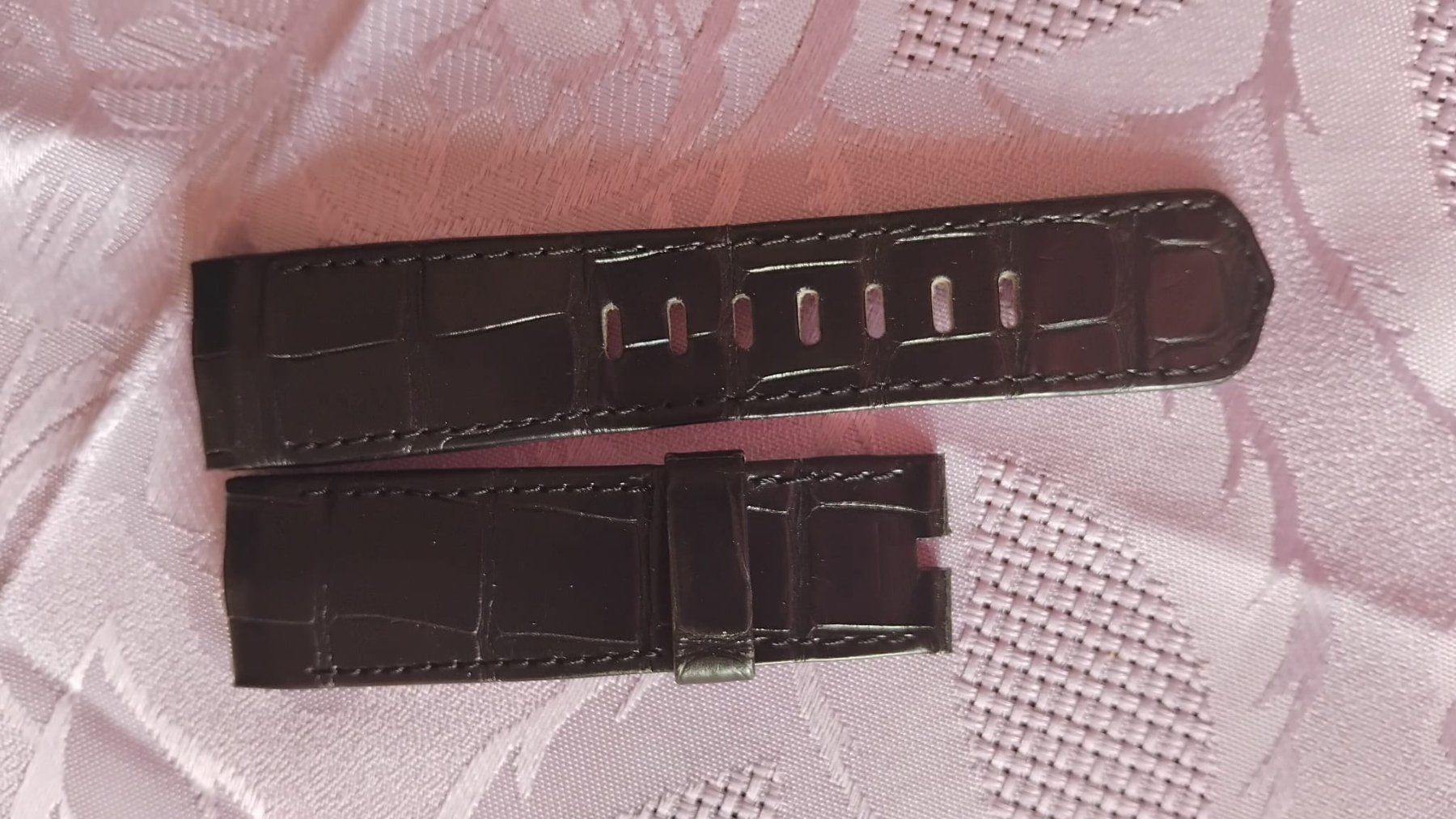 Corum Bracciali & Braccialetti: Bracelet  corum – Nuovo e nell'imballaggio originale da boudevilliers venduto da yogsyl2 2