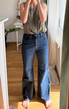 Levi's 501 Jeans Dark Wash Size W28/L30