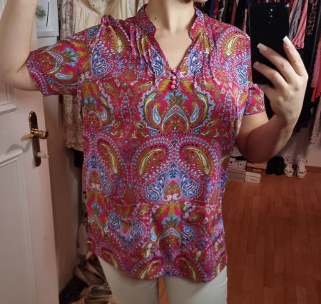 Sommerliche Bluse  mit Muster, Grösse XL, Paola !
