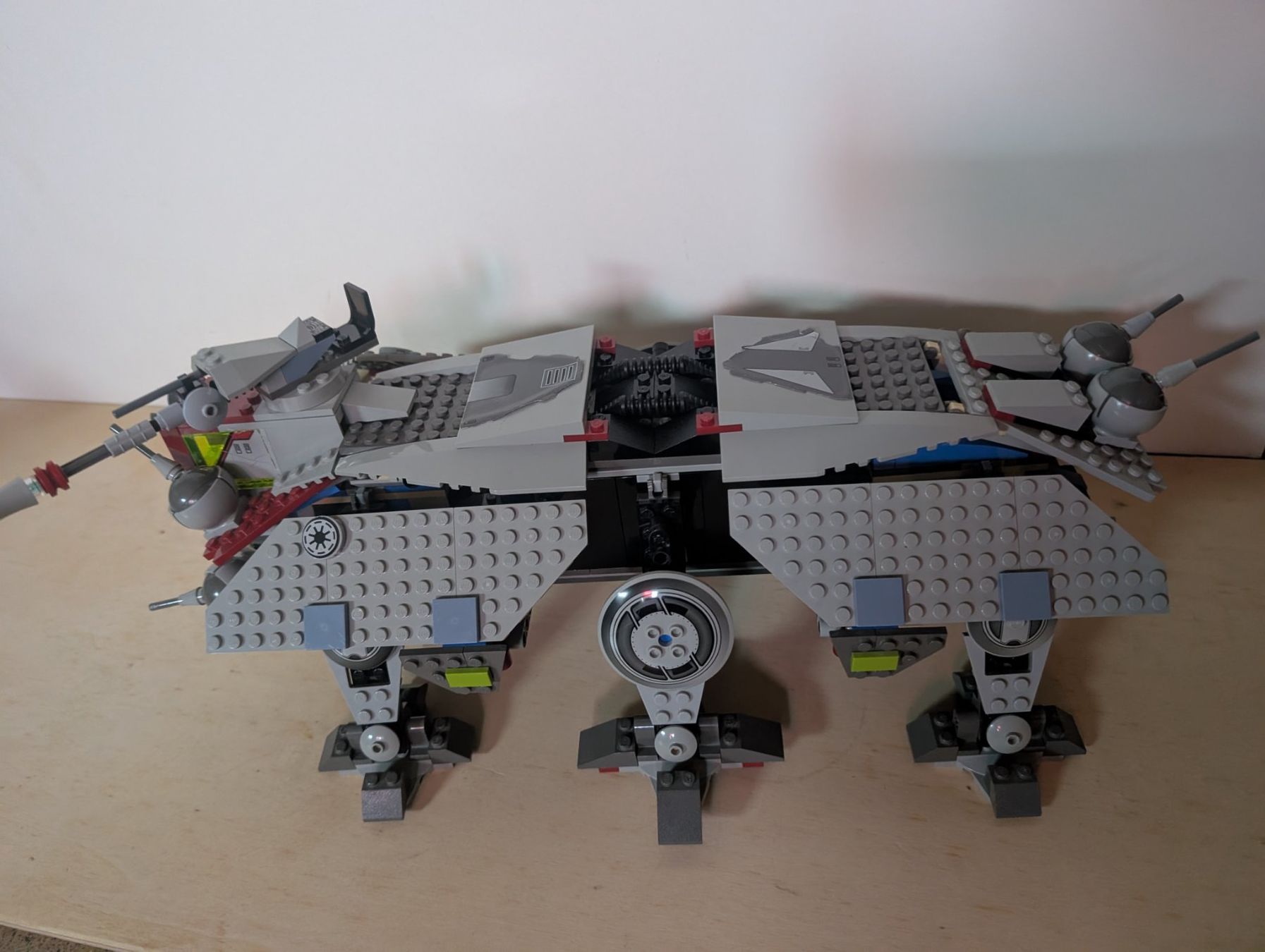 Lego Giocattoli: Lego Star wars 4482 AT-TE – Usato da Suhr venduto da qui_xw2v 2