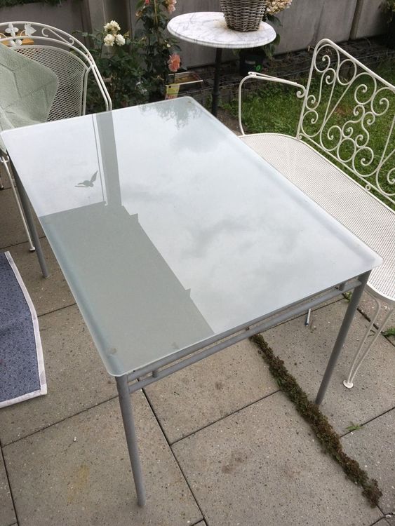 Glastisch und 4 Gartenstühle Kunstoff Kaufen auf Ricardo