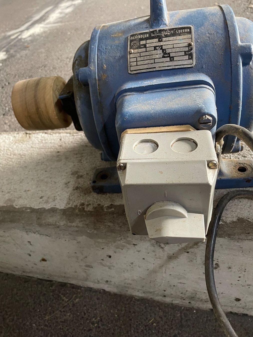 Motori: Schindler Elektromotor, Luzern, – Usato da Wangen an der Aare venduto da Cesw 1