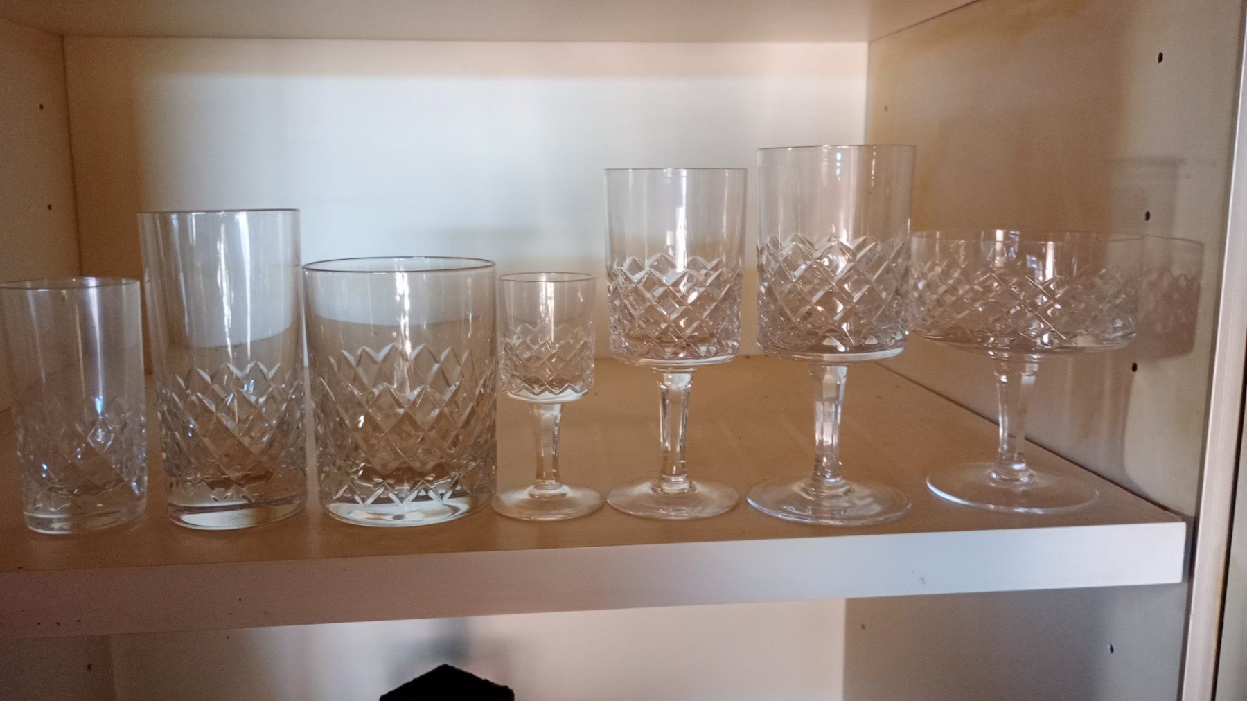 Bicchieri: Gläserset 53 teilig – Usato da Weisslingen venduto da Nenelia
