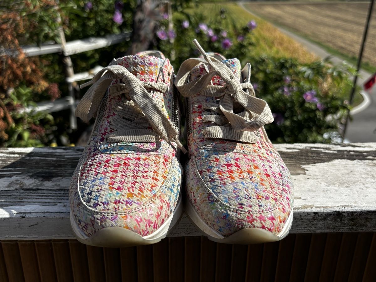 Scarpe da donna: Damenschuhe  – Usato da Walterswil SO venduto da Sunshineyupi
