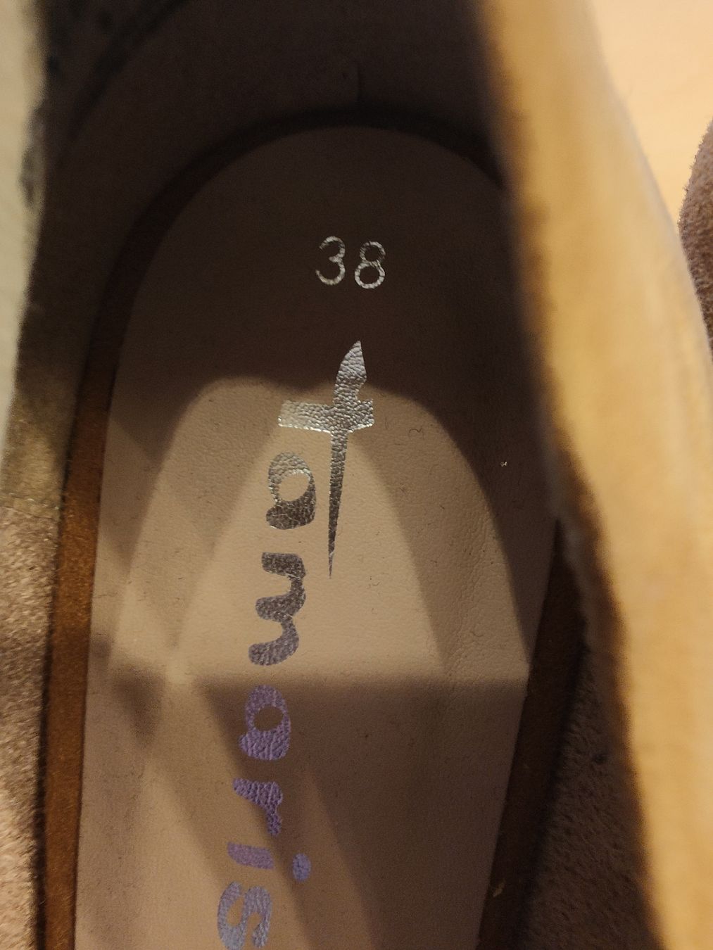 Tamaris Damenschuhe: Echtlederpumps Grösse 38 – Neu (gemäss Beschreibung) aus Urtenen-Schönbühl von Ziska29 5