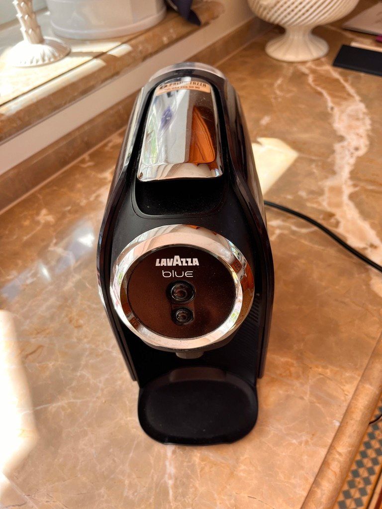 Lavazza Machines à café & Machines à expresso: Lavazza Blue LB 300 – D'occasion à Nuglar par Lucca123