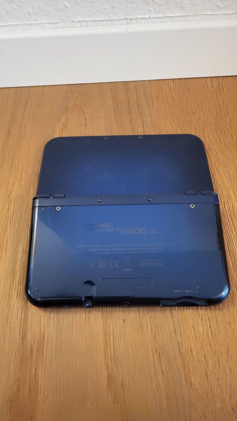 Nintendo Console: Nintendo 3DS XL Blau – Difettoso da Münsingen venduto da Heroism2010 2