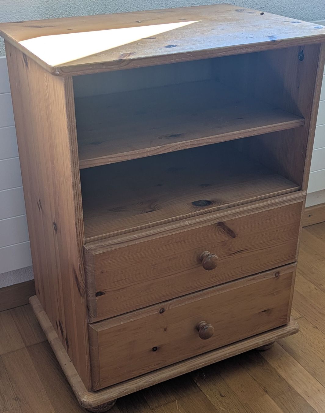 Cassettiere: Holzkommode mit zwei Schubladen gebraucht – Usato da Steinen venduto da wal_v2ls