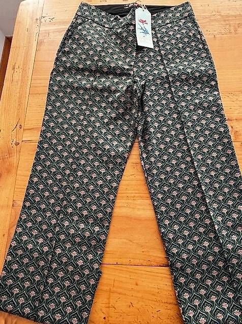 King Louie Pantaloni: King Louie hübsche Stoffhose Grösse 34 – Nuovo e nell'imballaggio originale da Bern venduto da Delirious 1