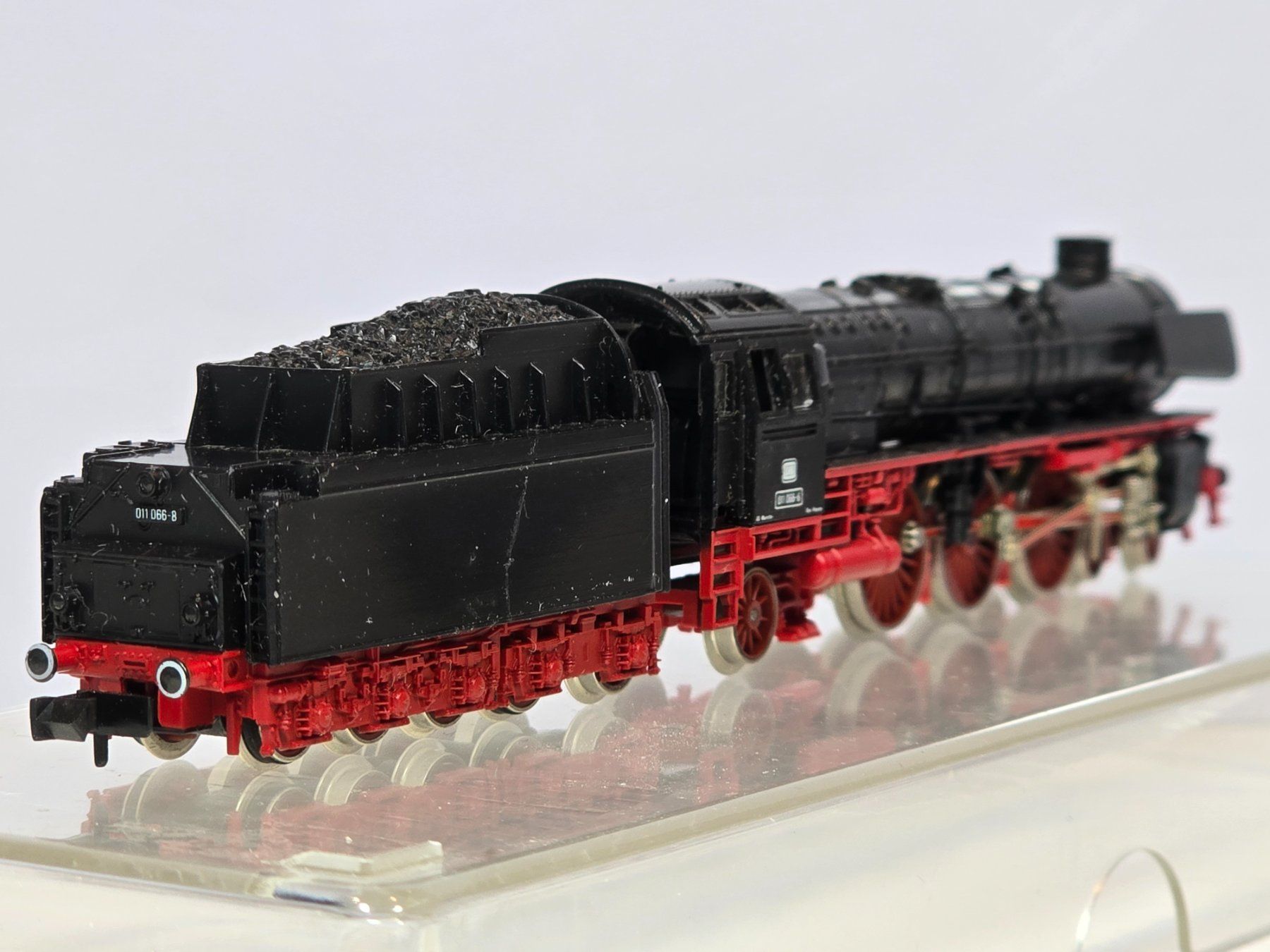 Fleischmann Modellini di ferrovie: Fleischmann 7170, DB, BR 011, Analog, Vitrine – Nuovo (secondo la descrizione) da Kloten venduto da Nicola2 2