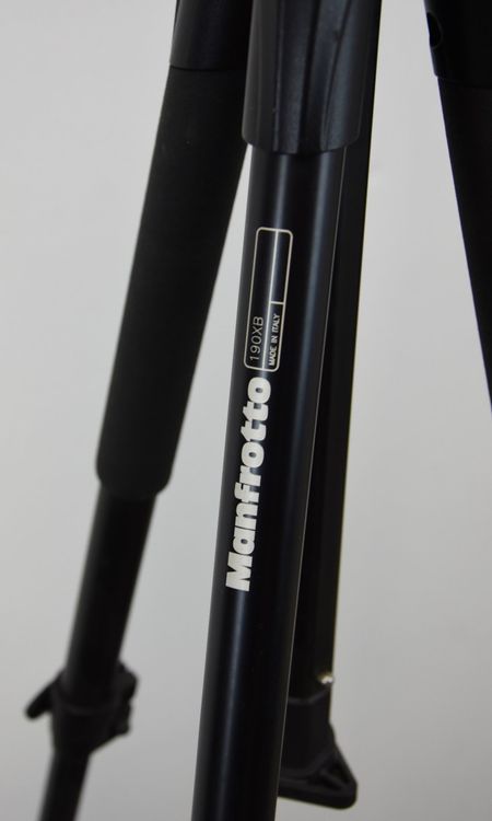 Manfrotto Treppiedi & Teste: Manfrotto Stativ 190XB & Kopf 700RC2 360° Schwenkbewegung – Usato da Wohlenschwil venduto da Dapara 4
