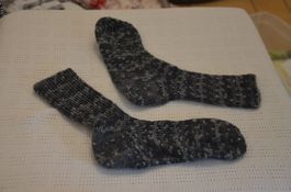NO 35 - SOCKEN - HANDARBEIT - NEU (AAA-PPP)