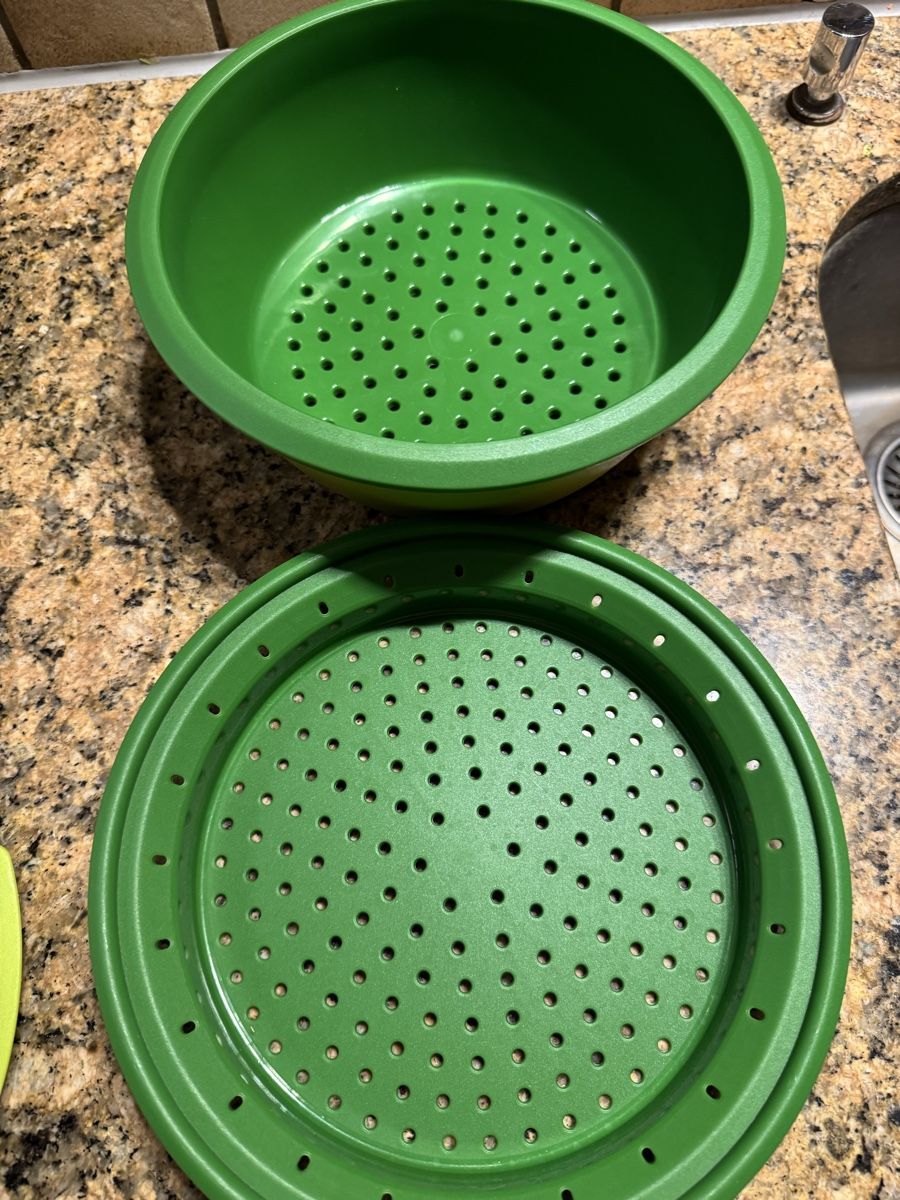 Tupperware Behälter & Ähnliches: Micro Gourmet Tupperware  – Gebraucht aus Montsevelier von ber_88db 1