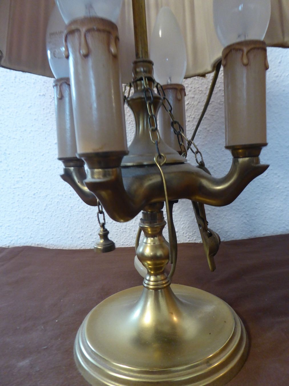 Lampade: Tischlampe Messing mit rotem Schirm gebraucht – Usato da Stadel venduto da alb57 2