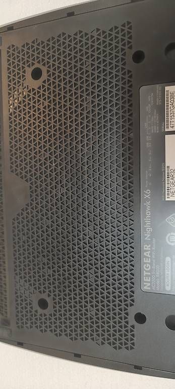 Modems & Router: Netgear Nighthawk X6 Tri-Band WLAN-Router – Gebraucht aus Moosleerau von Philipp2021