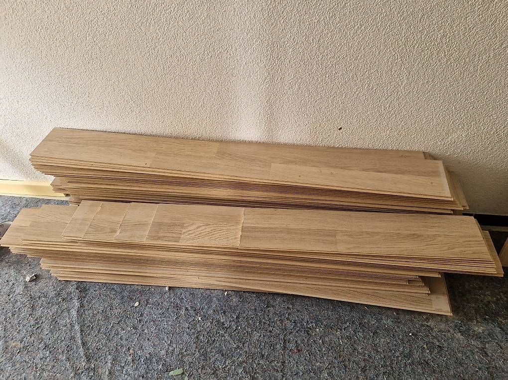 Bodenbeläge: Laminat 15m2 – Gebraucht aus Lengnau von Patrick130