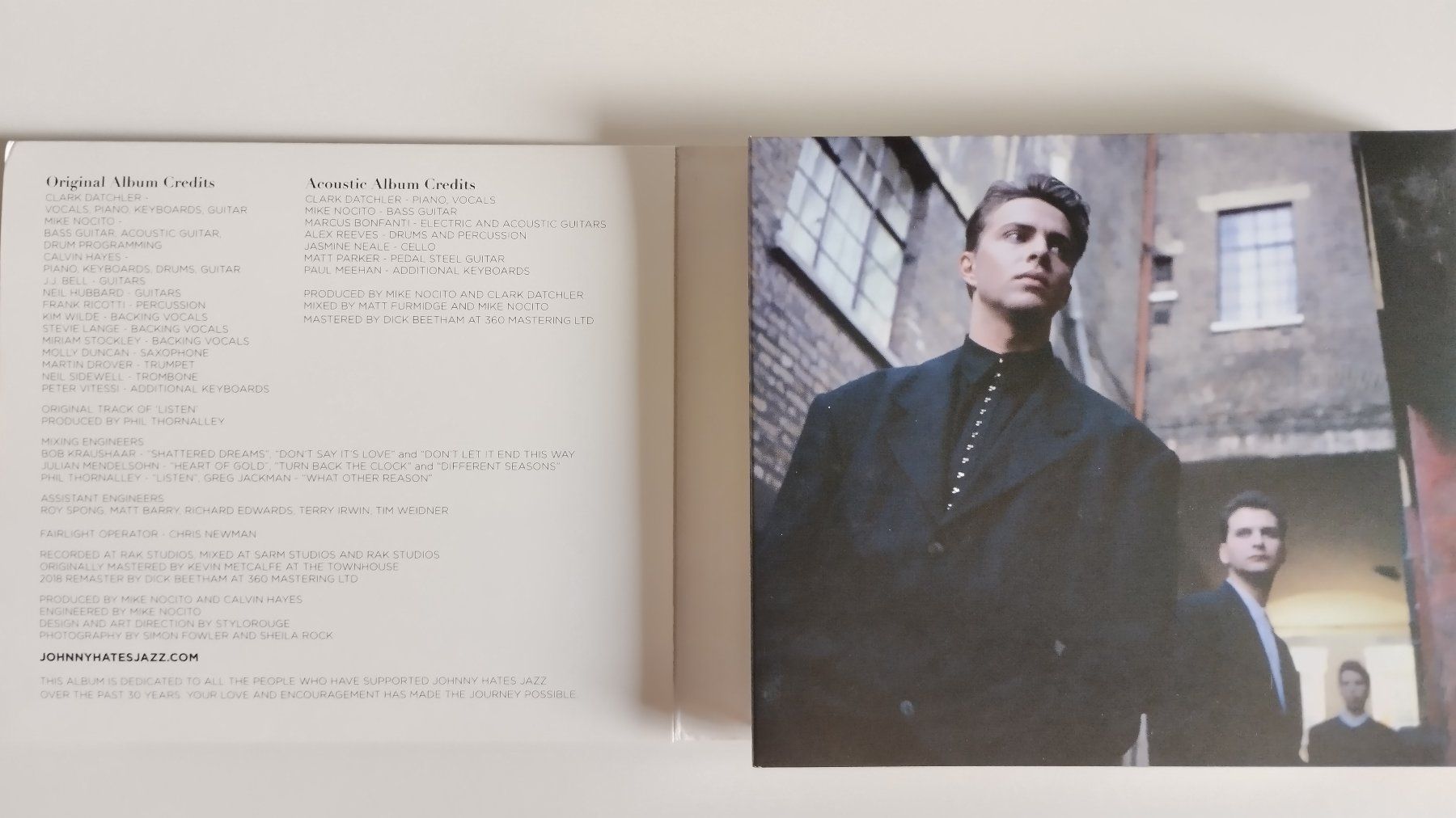 CD: JOHNNY HATES JAZZ 3-CD DIGIPACK TURN BACK THE CLOCK - RAR!! – Usato da Basel venduto da Bal-Sagoth 3