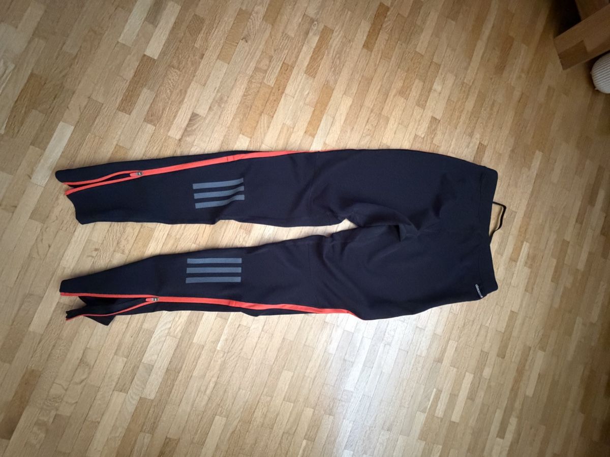 Adidas Hosen: Adidas Runninghose, Grösse M – Gebraucht aus Ittigen von mrv_jjl9 1