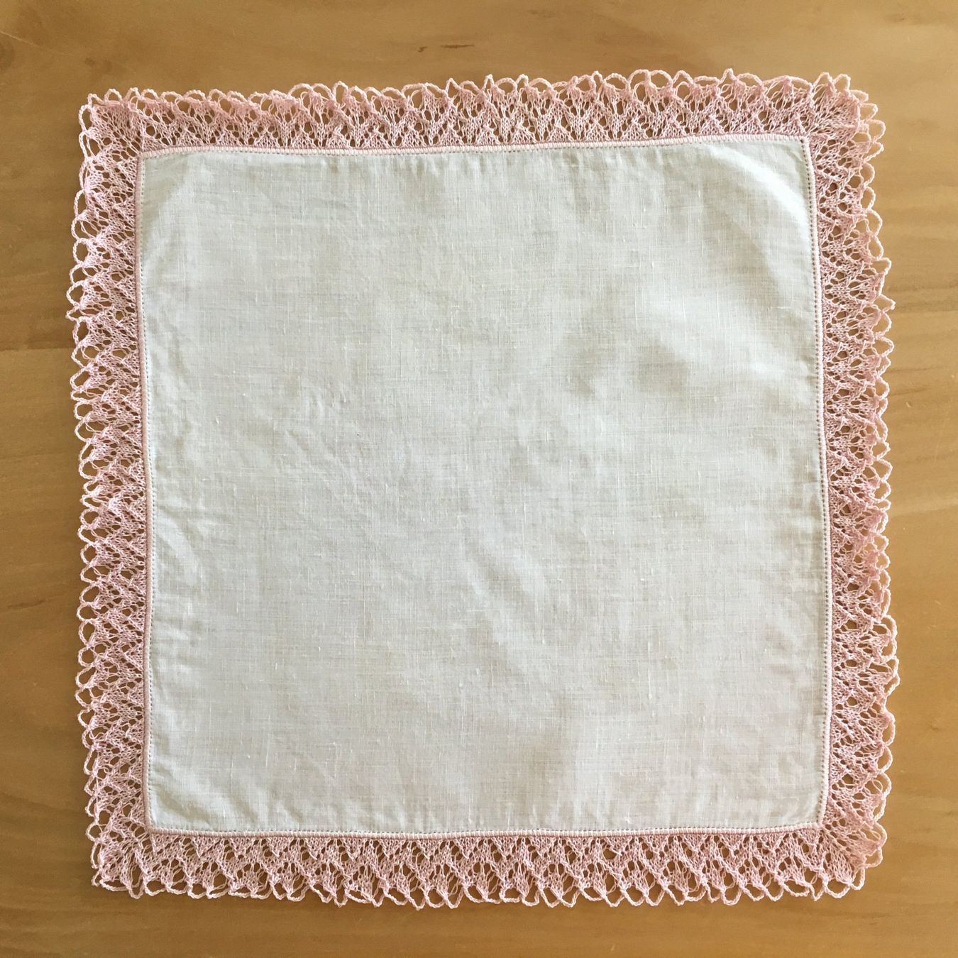 Dessous de verre: SPITZENDECKCHEN   HALBLEINEN   HANDARBEIT – D'occasion à Subingen par ArtBead 2