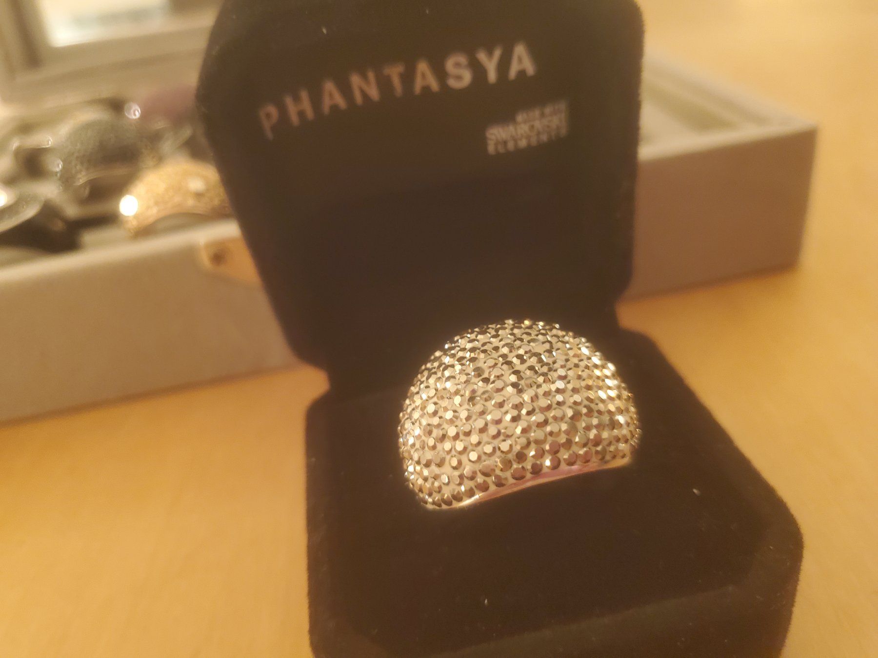Swarovski Anelli: Swarowski Ring Phantasya Damen Gr. 56 – Nuovo (secondo la descrizione) da Balsthal venduto da redcarpet 2