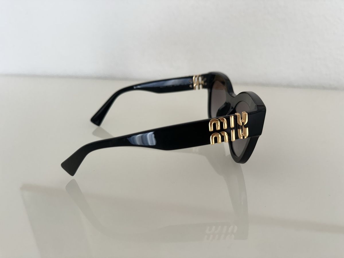 Miu Miu Occhiali & Lenti: Miu Miu Sonnenbrille – Nuovo (secondo la descrizione) da Zürich venduto da Mona-L 8