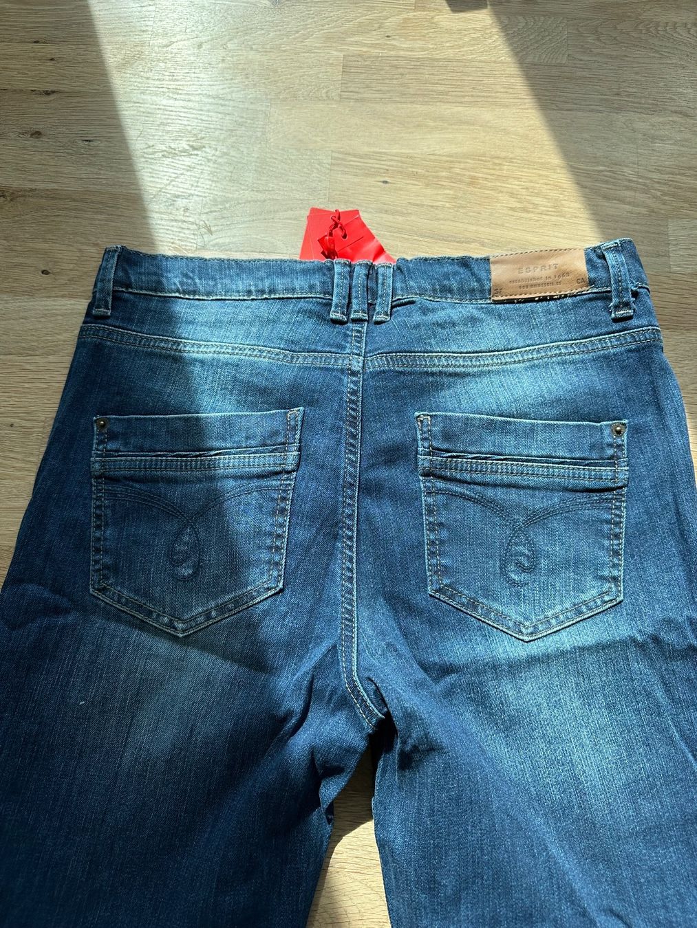 Esprit Jeans: Jeans Schwangerschaft Esprit – Gebraucht aus Luzern von nad_nf8f 1