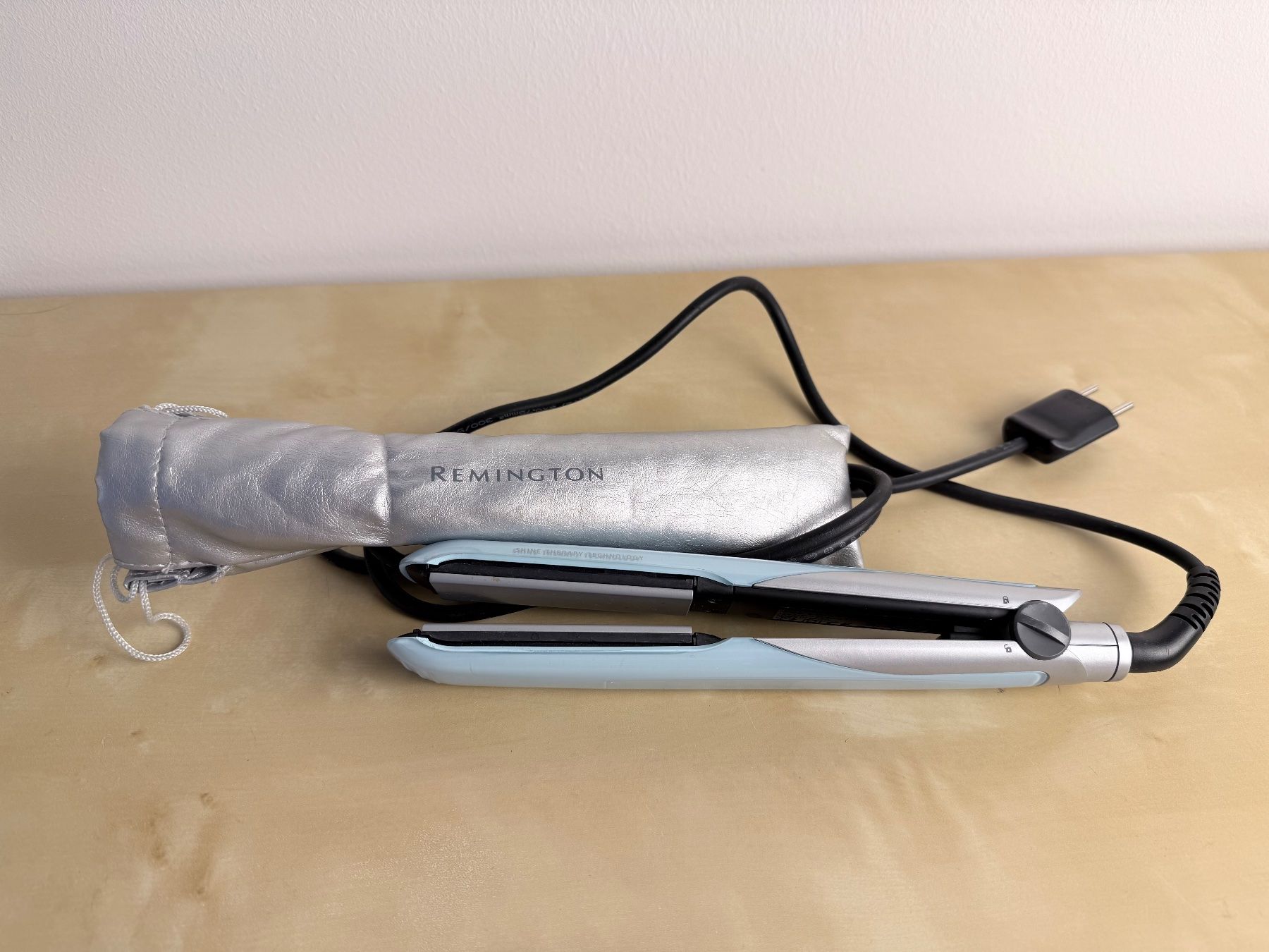 Remington Lockenstäbe & Haarglätter: Remington Haarglätter – Gebraucht aus Baden von JellyMonster 1