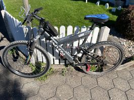 Mountainbike Univega Flyte 850 grau, defekt