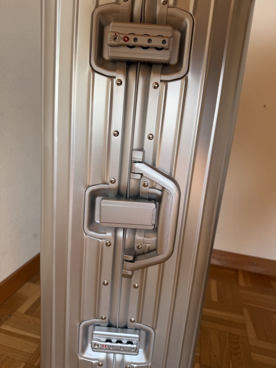 Reisekoffer: Hartschalenkoffer silber – Gebraucht aus Kaltbrunn von salomonsandro 7