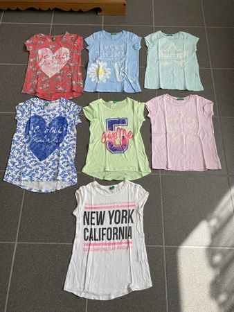 5 Benetton T-Shirts, 110/116 (+2 gratis)