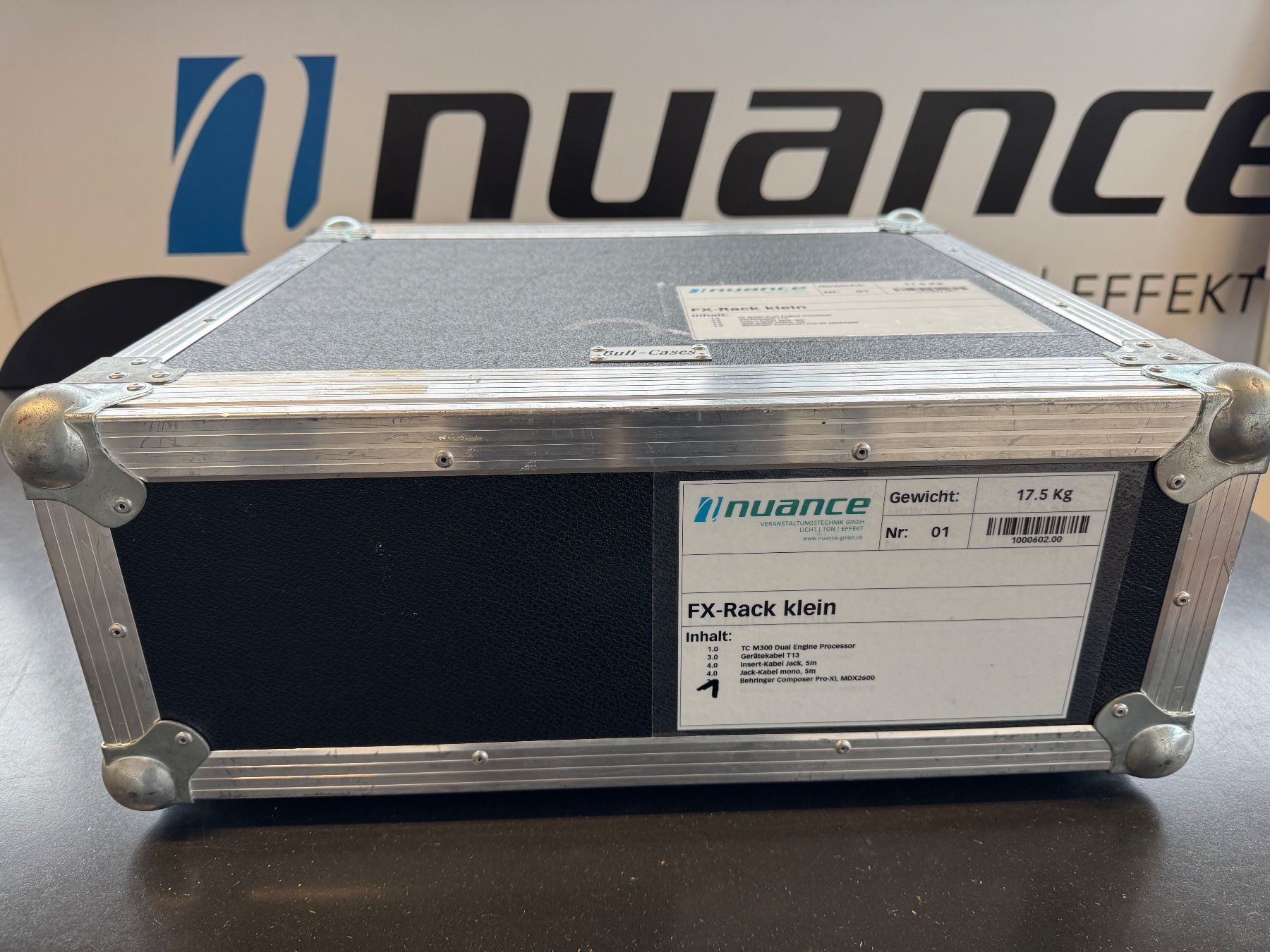Equalizzatori: FX-Rack klein mit TC M300 Dual Engine Processor – Usato da Urtenen-Schönbühl venduto da nuancegmbh
