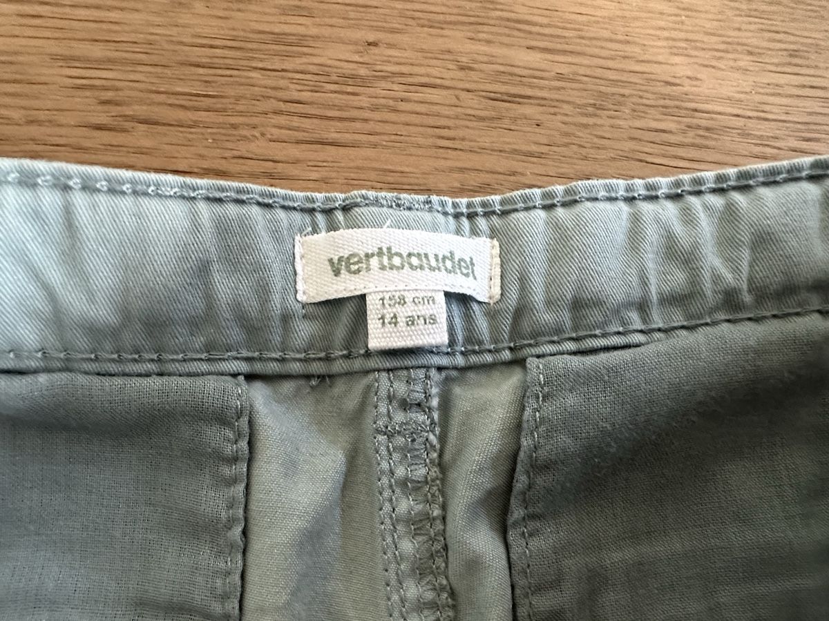 Vertbaudet Hosen: Leichte Shorts – Gebraucht aus Rapperswil SG von kamost 1