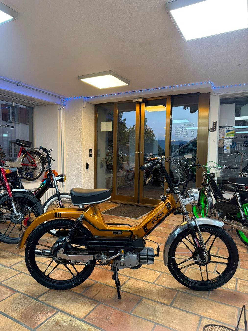 Puch Mofas: Puch Maxi S mit Ausweis – Gebraucht aus Schmerikon von Mofaparts 1