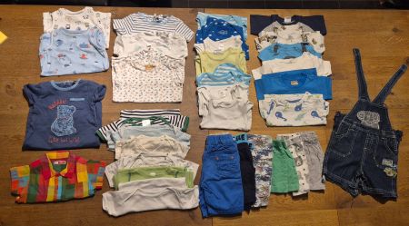 Kleider Paket 1, 33 Teile, Sommer, Grösse 74