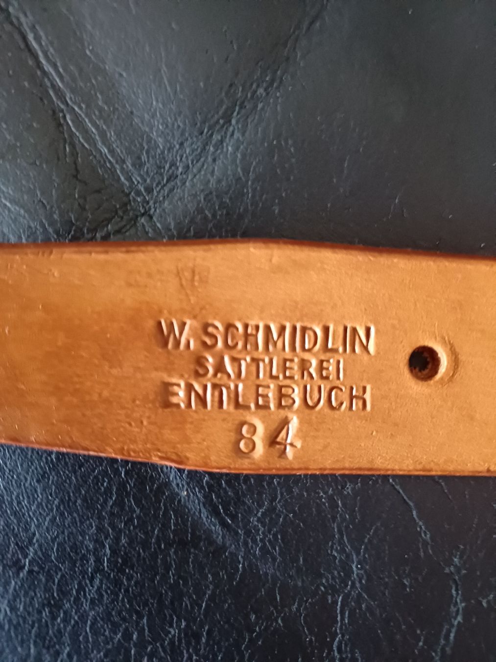 Cinture: Ledergurt 130 m von 1984 neu Schweizer Armee – Nuovo (secondo la descrizione) da Ebersecken venduto da Napf08 2