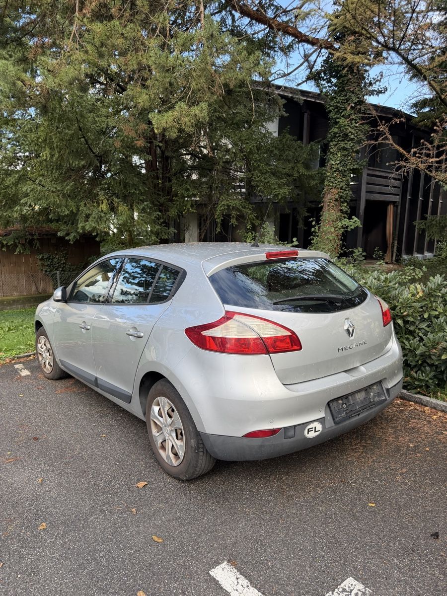 Renault Autos: RENAULT Megane 1.6 16V – Gebraucht aus Vaduz von kaairo2402 3