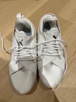 Sneaker, Marke: Puma, Grösse 40