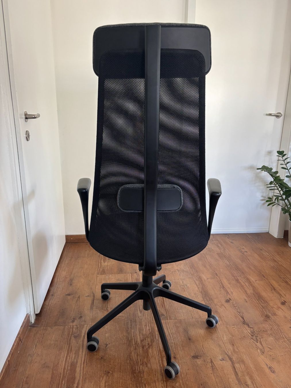Ikea Sedie: Bürostuhl von Ikea – Usato da Zürich venduto da ava_db56 2