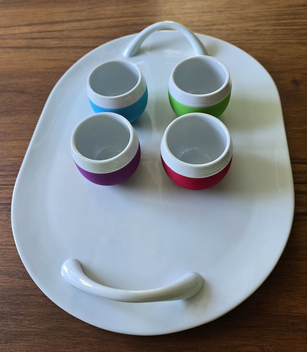 Set di piatti: Tee Kaffee Becher mit Tablett – Usato da Kloten venduto da xenia-ainex 1