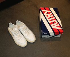 AUTRY MEDALIST SNEAKER GR. 44 (LEDER)