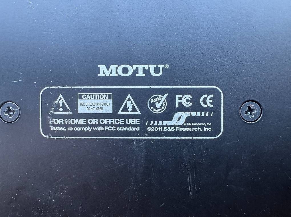 Attrezzatura per studi di registrazione: Motu Microbook II - Interface audio / carte son – Usato da Les Moulins venduto da francillonf 3