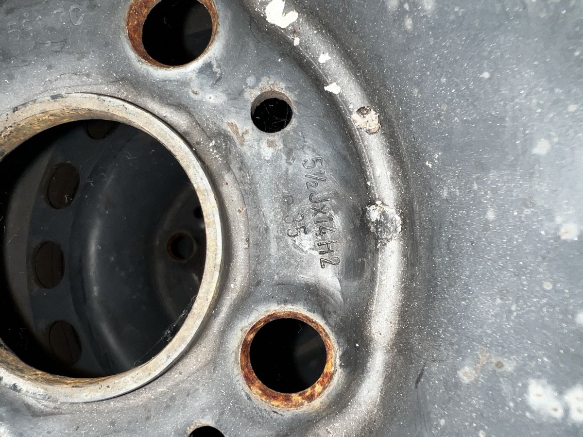 BMW Cerchioni: BMW E30 Original Stahlfelgen 5.5x14 ET35 – Usato da Full-Reuenthal venduto da MB.52 1
