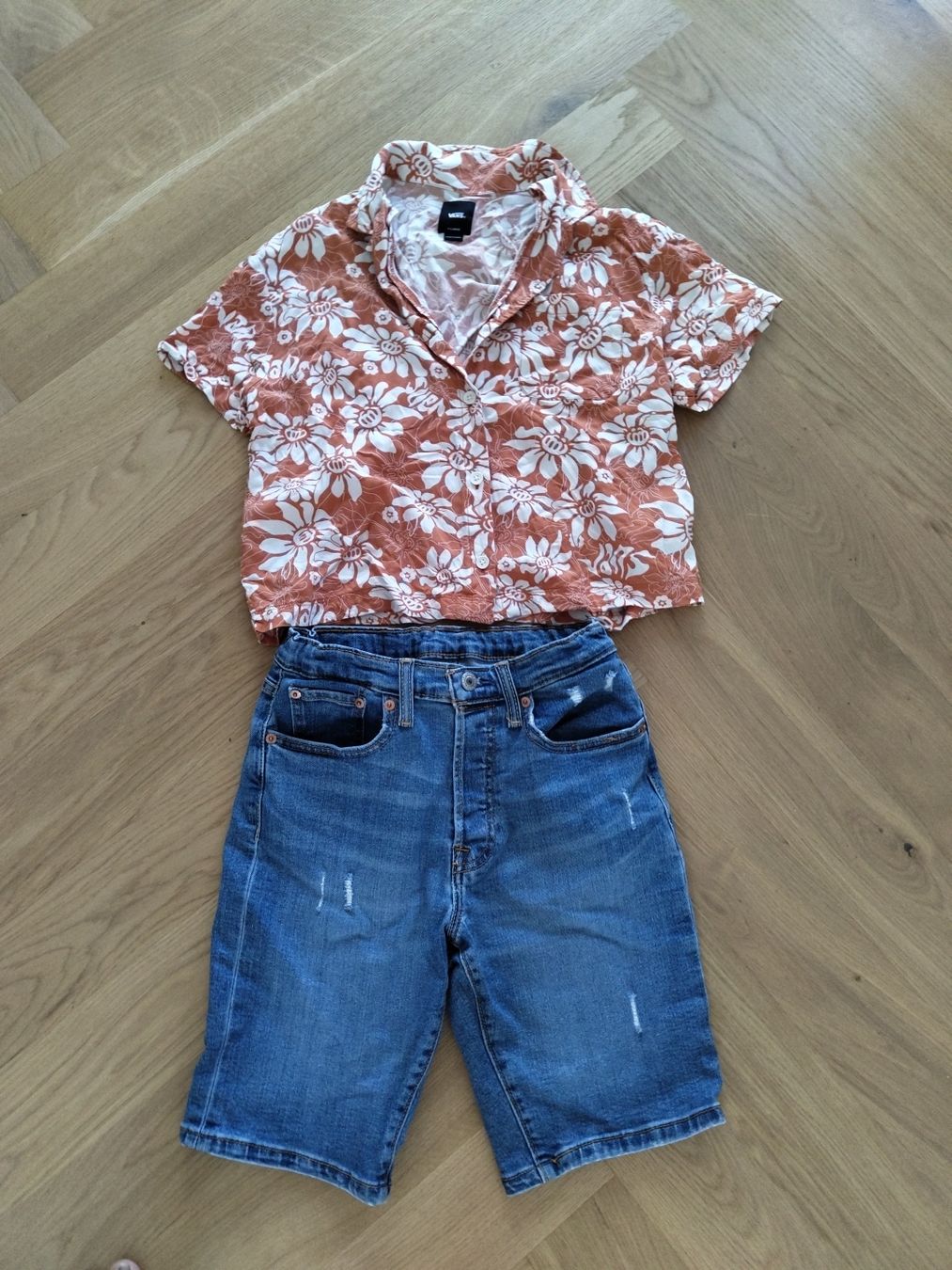 Levi's Hosen: Levis & Vans Sommer Set gr 152 – Gebraucht aus Gams von bigwolfi-schnuggel