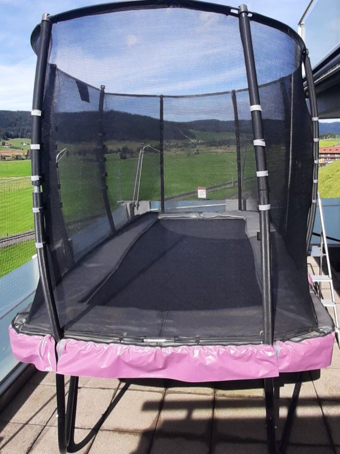 Trampolines: Trampolin EXIT Elegant Premium 214x366 ab CHF 1.00 – D'occasion à Rothenthurm par Schefe 2