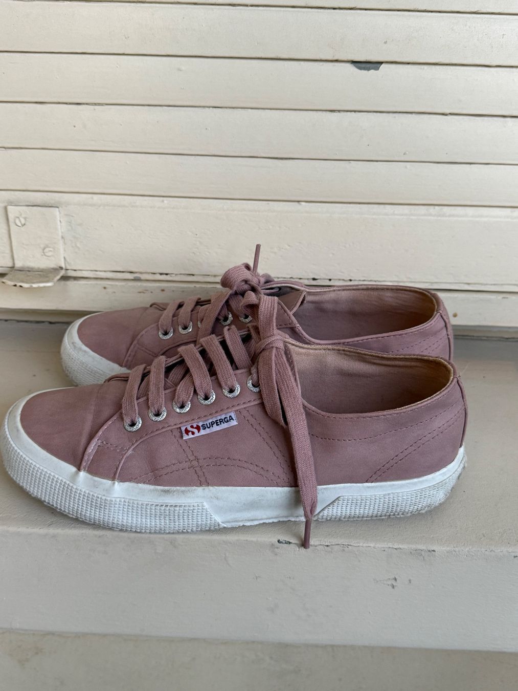 Superga Scarpe da donna: Superga 2750 OG Suede Grösse 39 – Usato da Basel venduto da zukk_ 1
