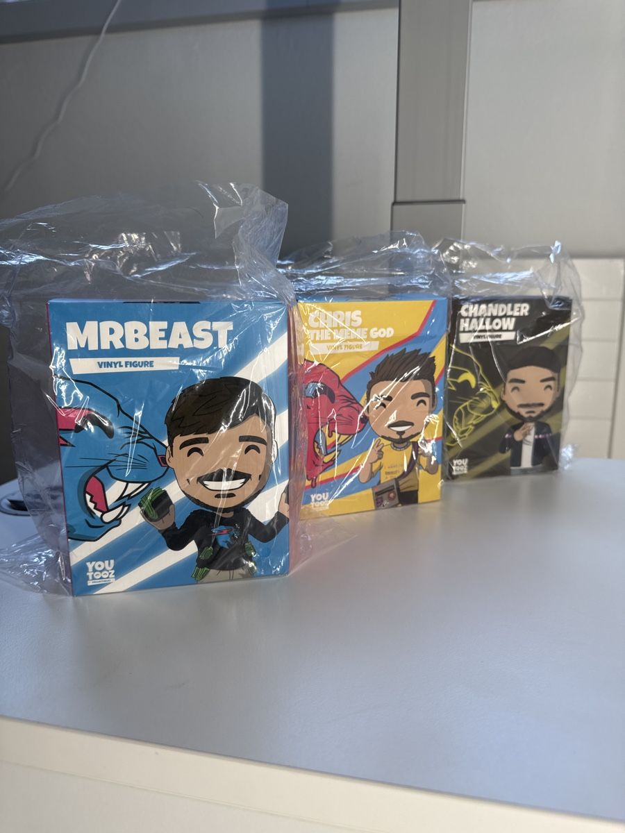 Statuette: MrBeast + Chris + Chandler YouTooz Figuren, neu – Nuovo e nell'imballaggio originale da Niederwil SO venduto da BlueSonic