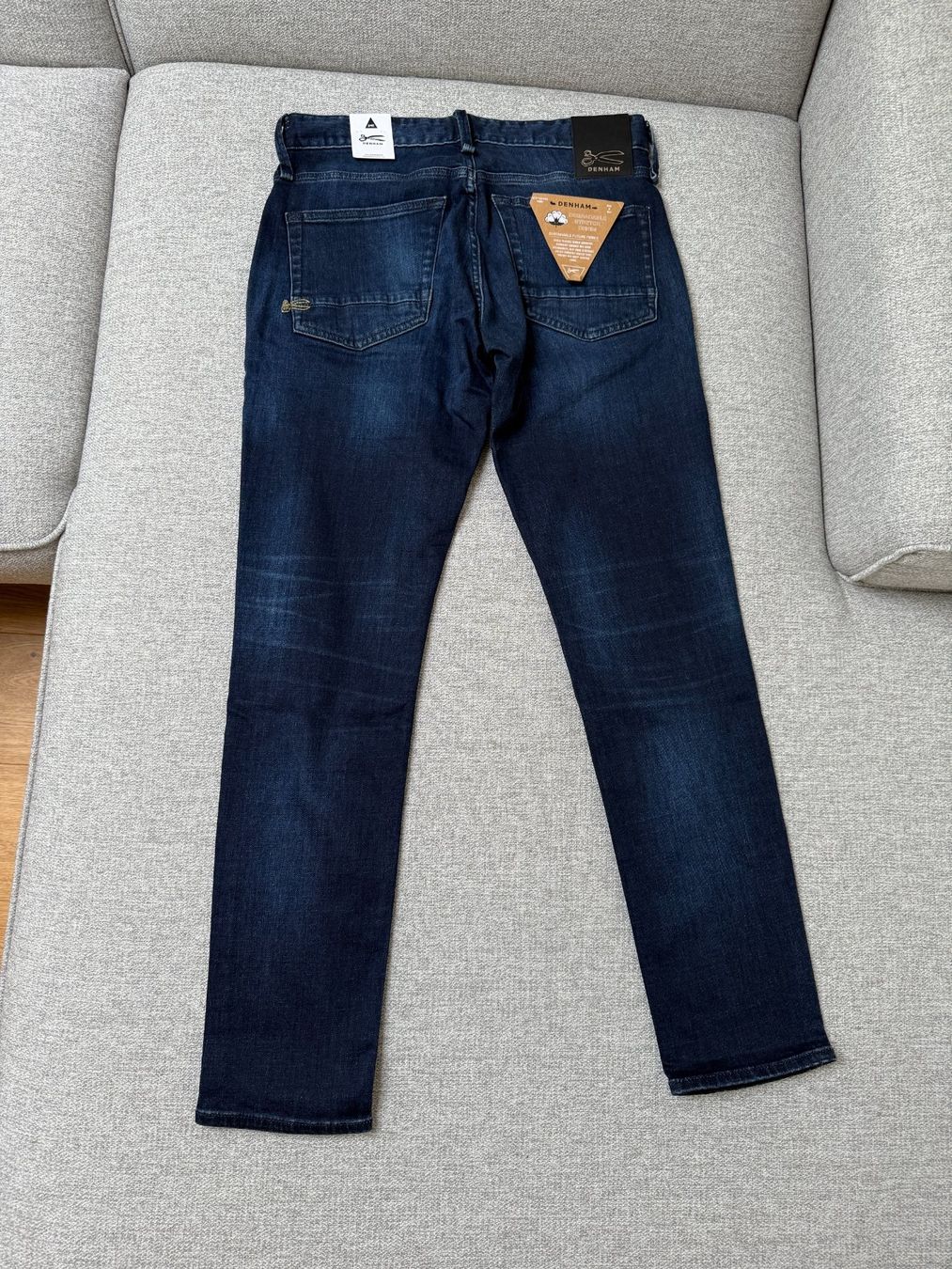 Jeans: NEU Denham Jeans, Grösse 30/32 – Neuf avec emballage d'origine à Biel-Benken BL par Aplus0 1