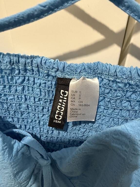 H&M Vestiti: Blaues Sommerkleid Grösse S – Usato da Lenzburg venduto da Chlinisimone 1