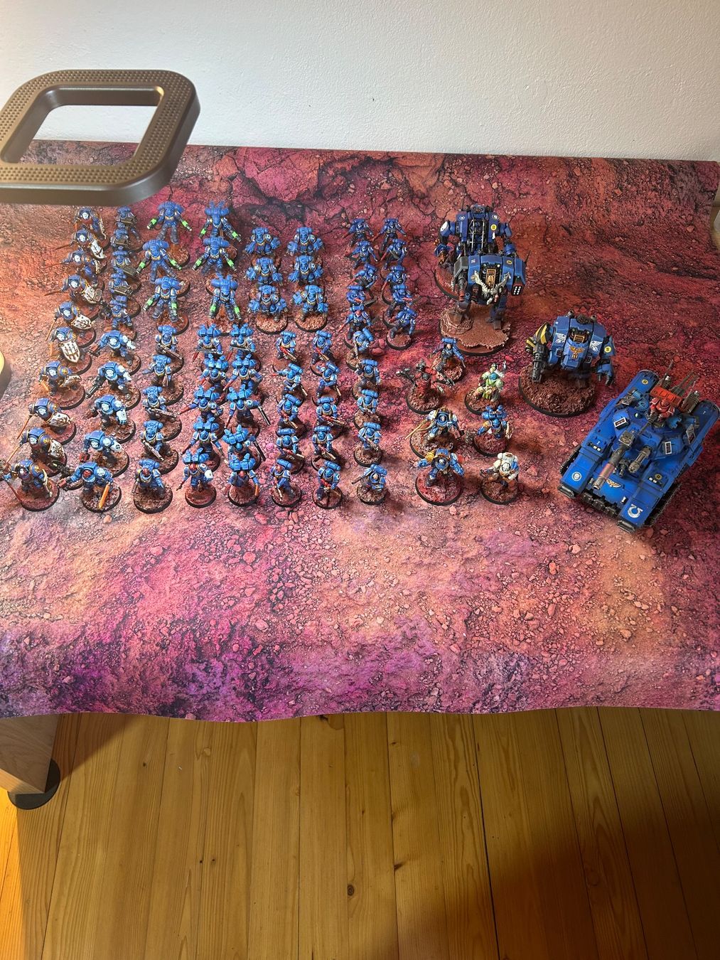 Kit di modellismo & Modellini statici: Warhammer 40k Space Marines Ultramarines - Armée Peinte! – Usato da Mont-Soleil venduto da loi_k58f