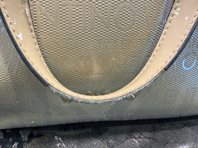 Valentino Taschen für Damen: Valentino Handtasche Beige mit Schultergurt – Gebraucht aus Aarau Rohr von HappyKoala 4